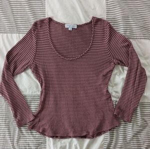 Amour Vert Scoop Neck Long Sleeve Shirt